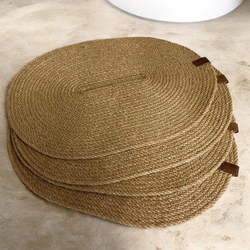 Set oval placemats and - placemats,